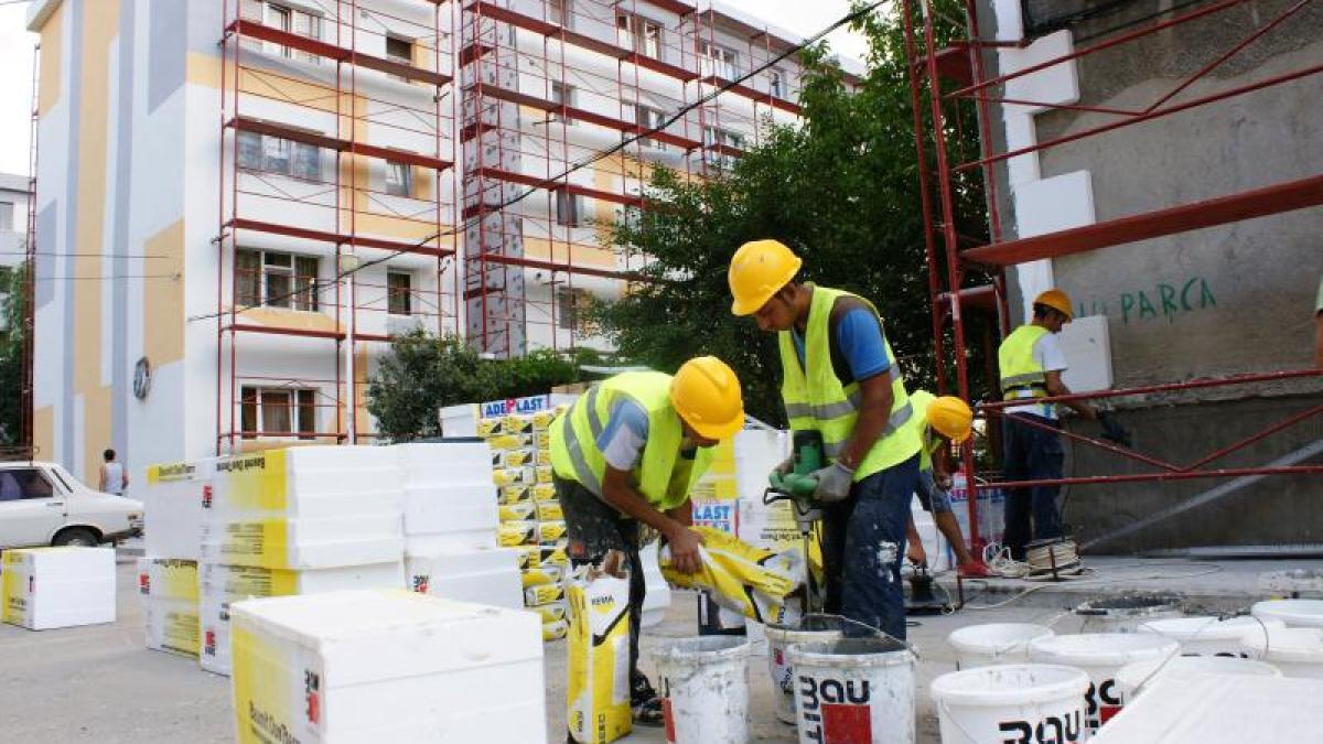 Gratuitate la reabilitarea termică a locuinței. Cine sunt beneficiarii?  