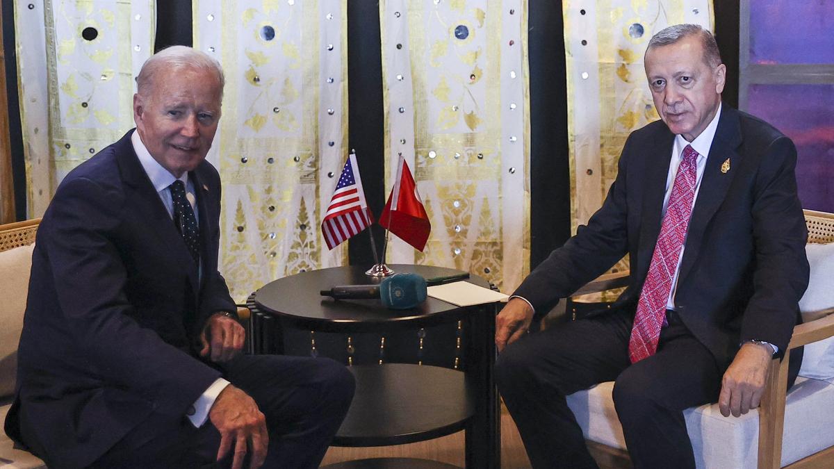 Joe Biden îl felicită pe Recep Erdogan pentru câștigarea unui nou mandat de preşedinte al Turciei