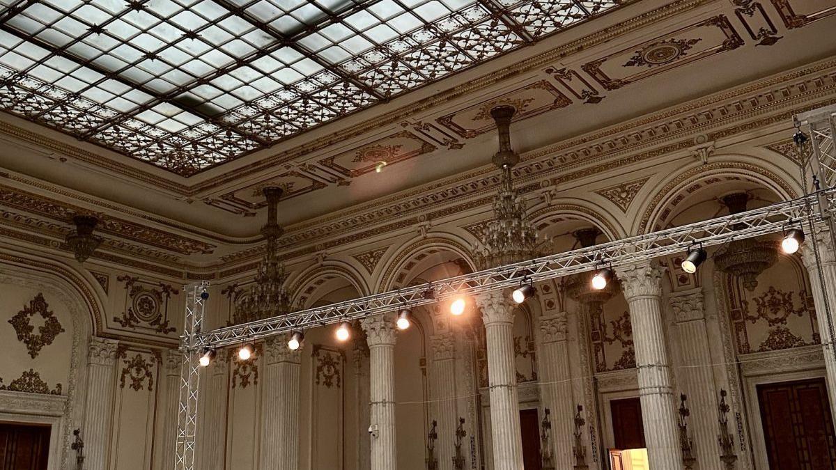 Peste 30.000 de copii au vizitat de 1 iunie Palatul Parlamentului