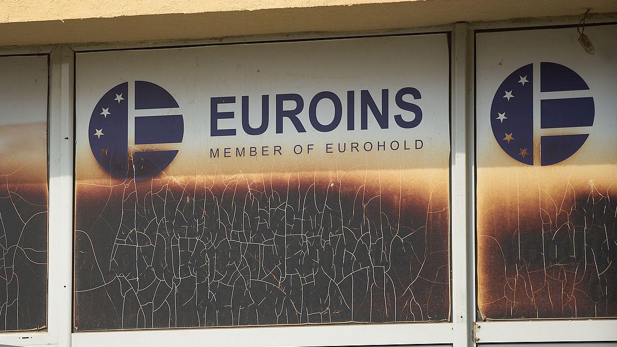 Procedura de faliment a Euroins, deschisă în instanță. Până când mai sunt valabile poliţele de asigurare