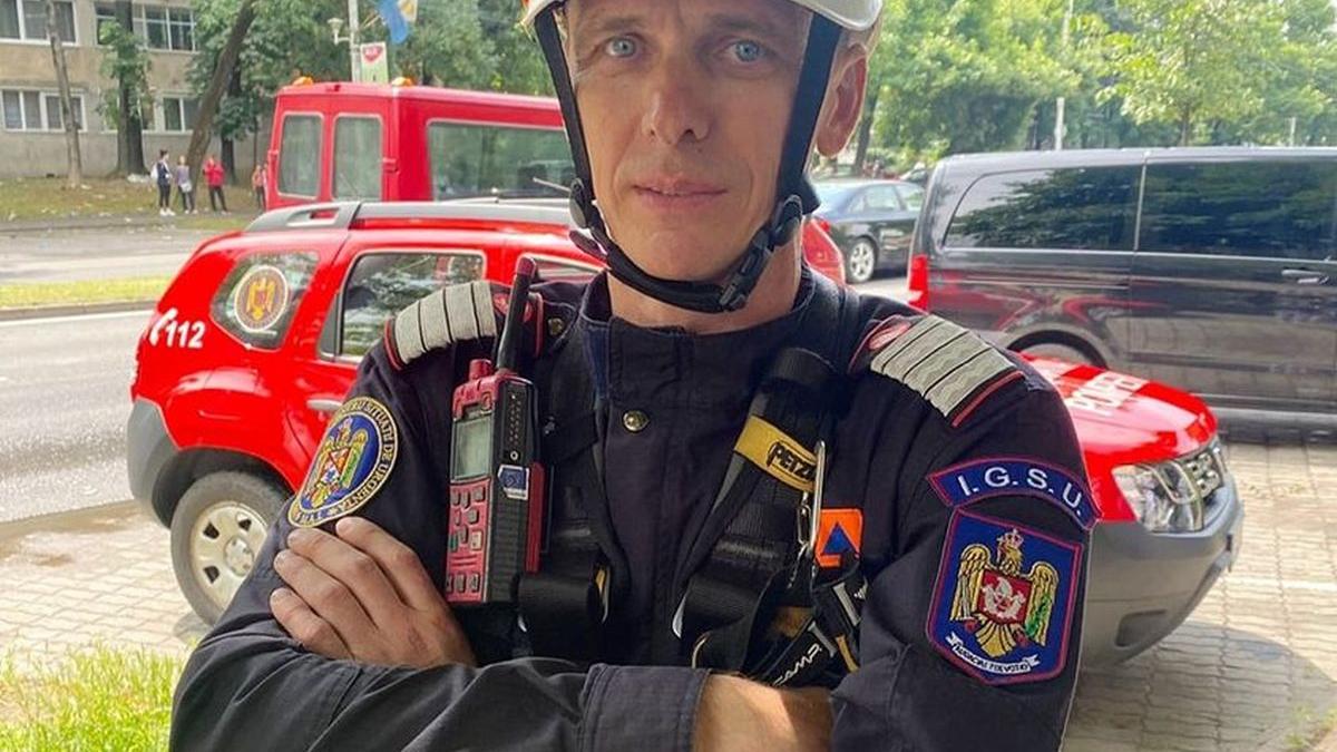 El este Alin, pompierul alpinist care a salvat o viață: „Dacă mă simțea deasupra lui, putea să se arunce. Azi am avut noroc, l-am prins!"