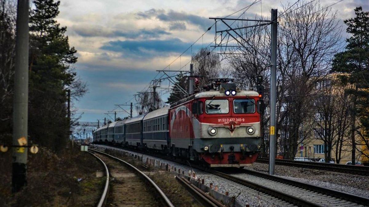 Trenul internațional Dacia, record de viteză pe Sighișoara-Simeria: 169 km în 96 minute
