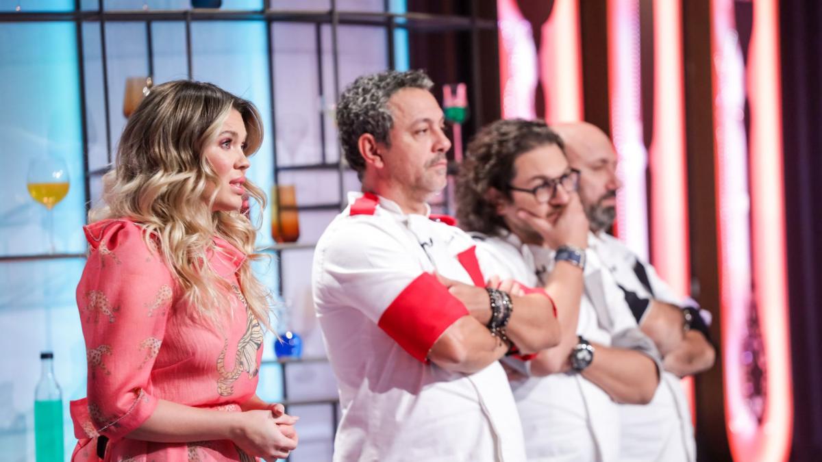 Ei sunt cei 9 semifinaliști ai sezonului 11 Chefi la cuțite!  Cei 4 concurenți ai lui Sorin Bontea au intrat direct în Semifinală, după victoria  la battle-ul de ieri, într-o ediție lider de audiență