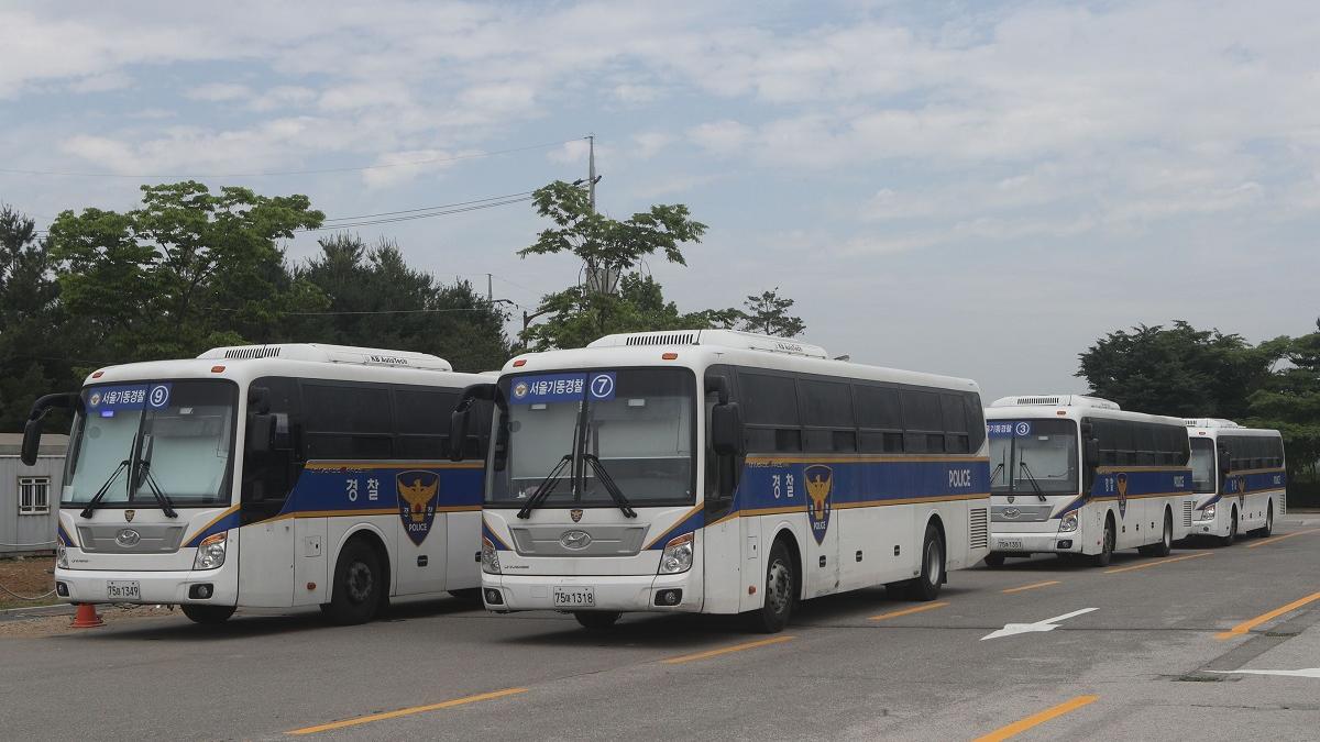Trei autobuze școlare, implicate într-un accident în Coreea de Sud. Zeci de copii sunt răniți