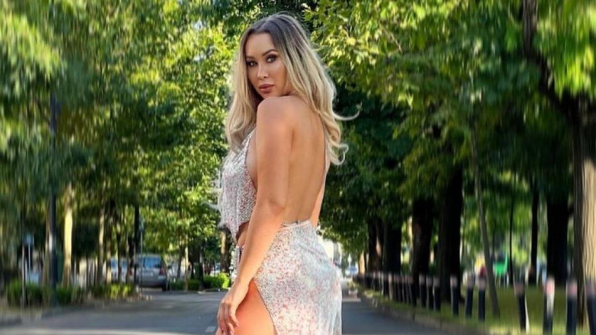 Cântăreață celebră din România, băută și drogată, oprită de polițiști în Sectorul 2