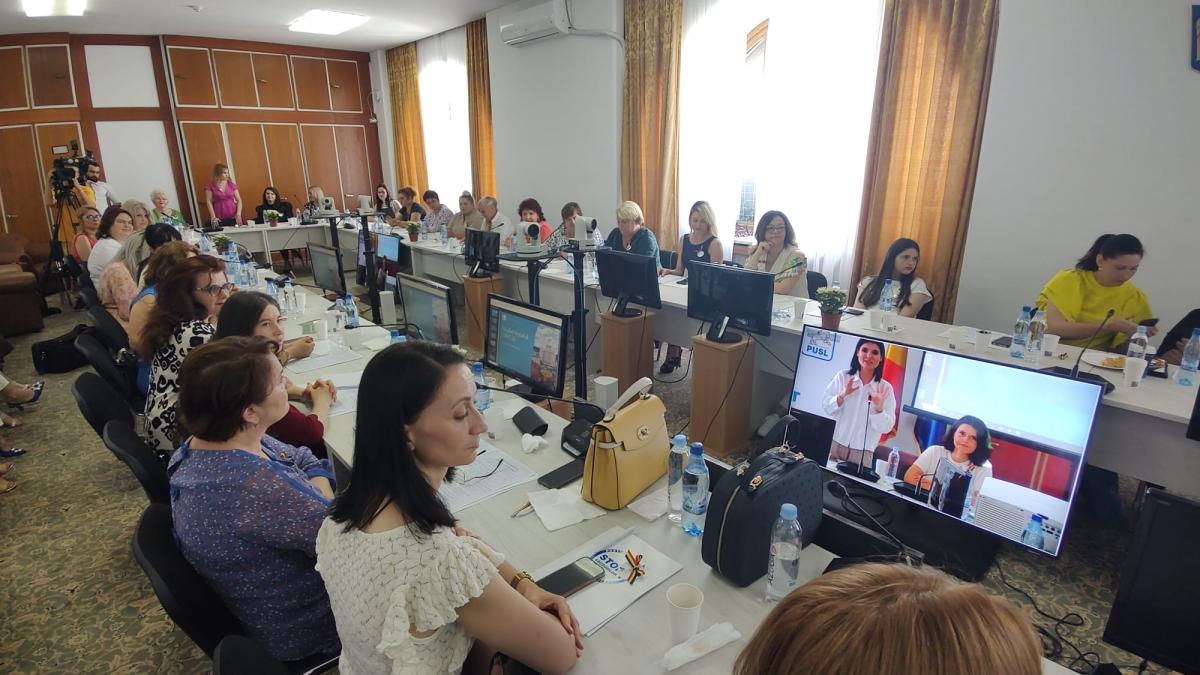 Femeile umaniste, mesaj ferm pentru societate: Femeile puternice trebuie să intre în politică