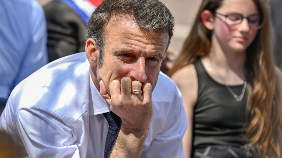 Macron își anulează vizita în Germania, din cauza tensiunilor de acasă