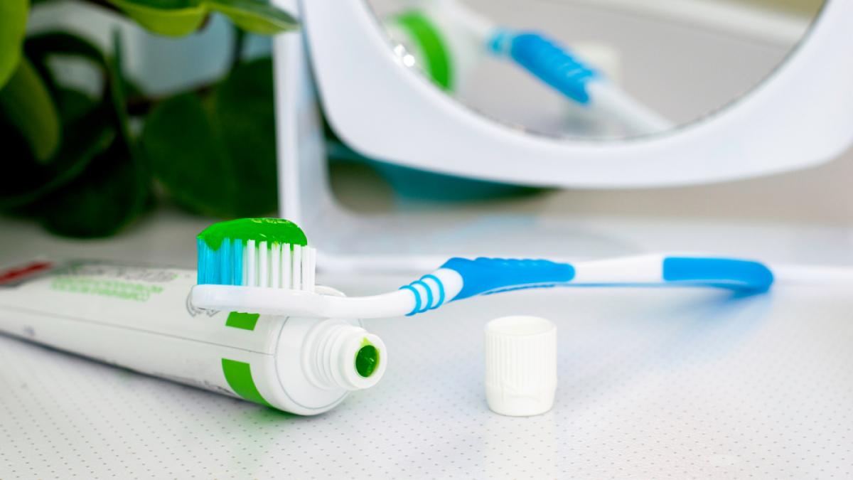 5 criterii importante pentru alegerea pastei de dinți potrivite pentru tine