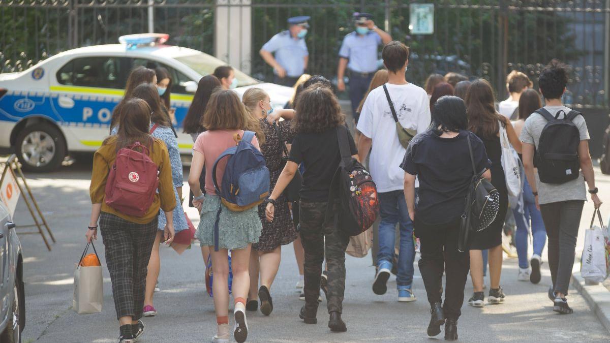 Elevii de clasa a IX-a fug de școlile profesionale
