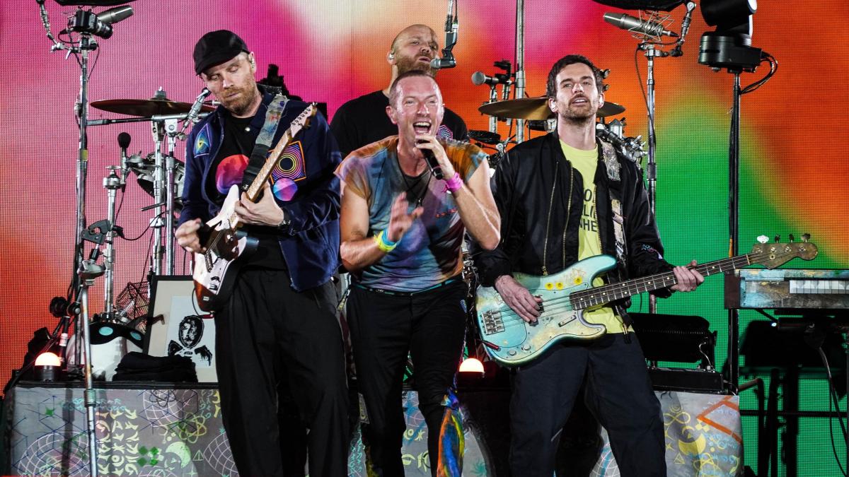 UPDATE A început vânzarea biletelor pentru concertul Coldplay de la București