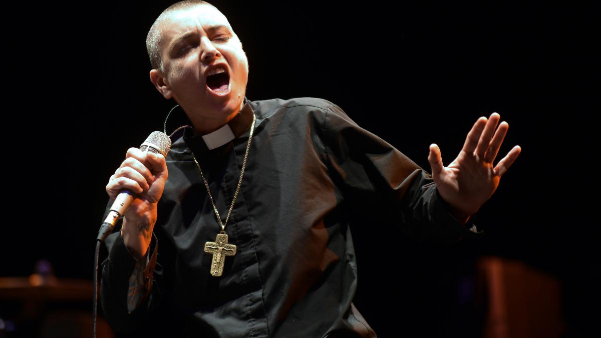 Ultimele imagini postate de Sinead O'Connor sunt despre sinuciderea fiului ei adolescent