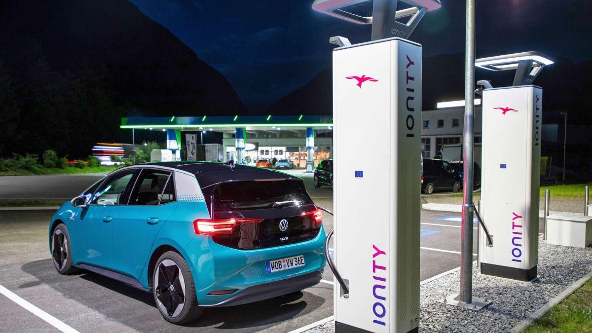 Zece probleme ale electricelor
