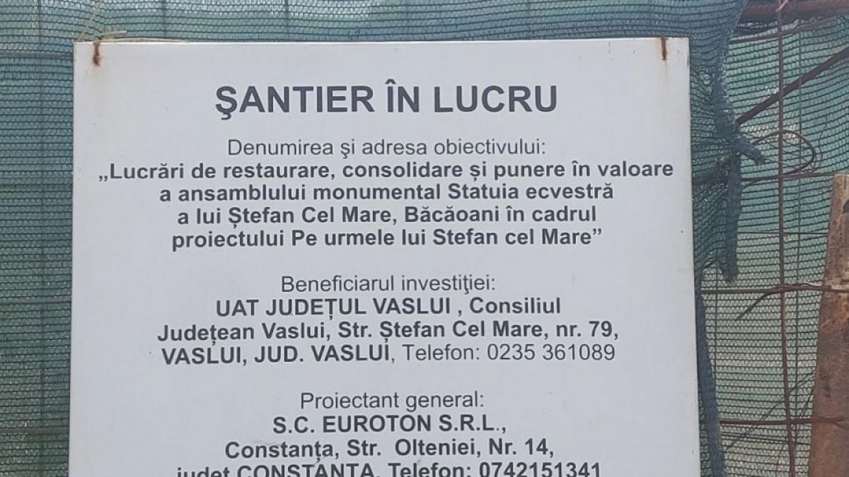 O construcţie menită să marcheze Bătălia de la Podul Înalt a fost distrusă înainte de inaugurare. Structura de 1,5 milioane de euro a fost pusă la pământ de o vijelie