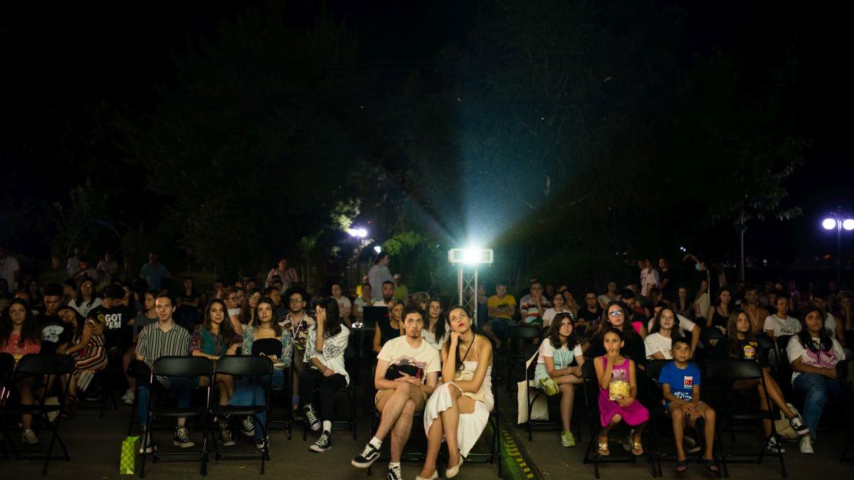 Ideo Ideis Festivalul #18: Noutăți cinematografice absolute și invitați din lumea filmului la Cinemateca Târzie