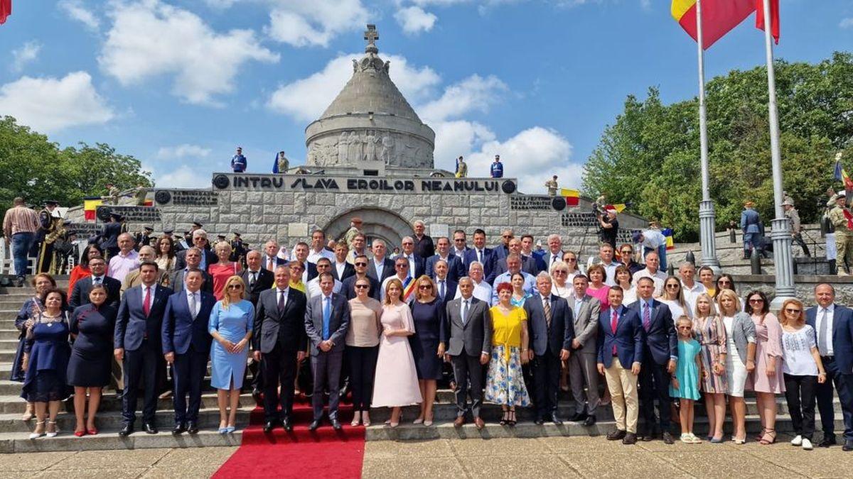 Nicolae Ciucă, la Mausoleul de la Mărăşeşti: România modernă nu poate exista în afara civilizaţiei occidentale