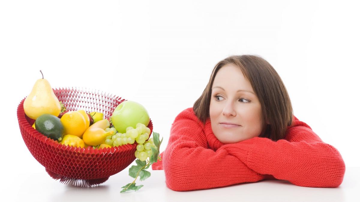 Când trebuie să mănânci fructe. Medicul Amalia Arhire: „Există un moment când e bine să nu consumăm deloc”