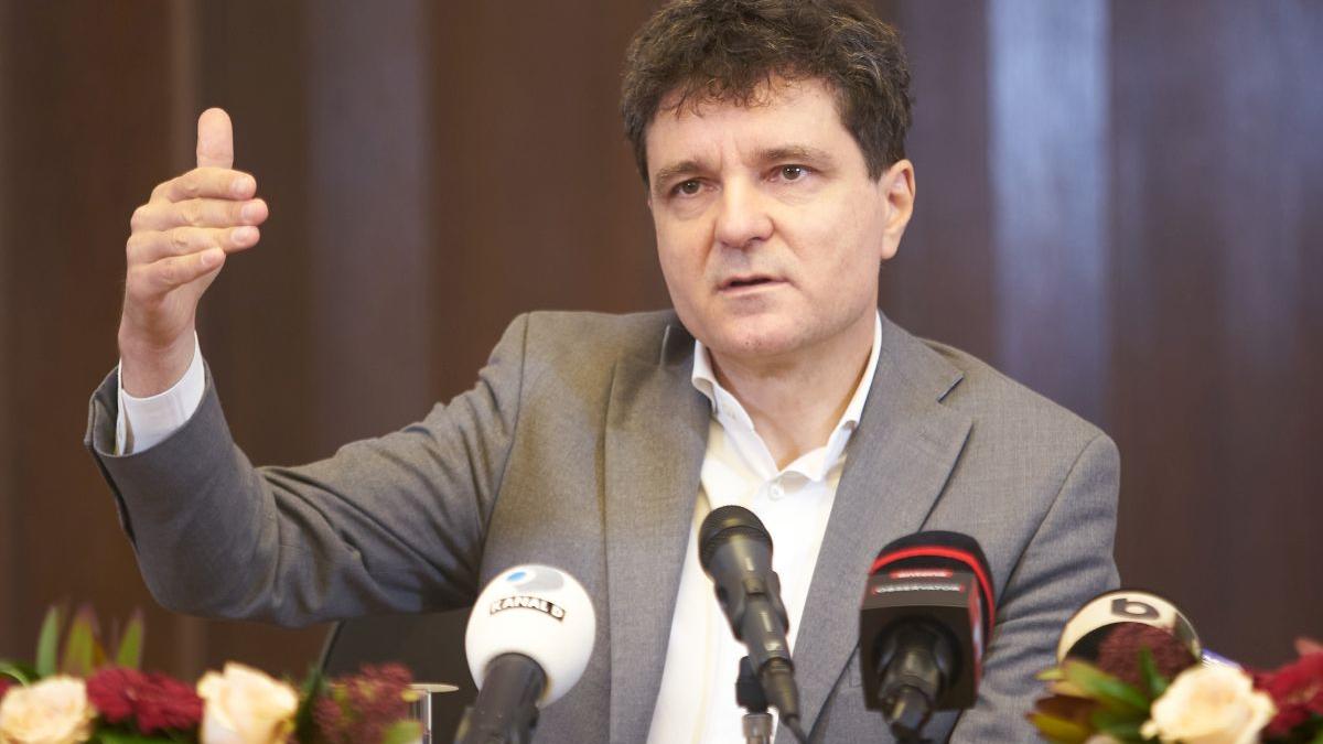 Nicușor Dan: Autorizația pentru Icoanei 2-8 este expirată. Voi depune o nouă plângere penală
