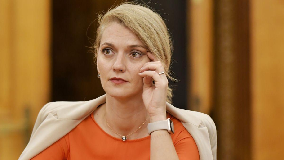 Gorghiu, despre declarațiile tatălui studentei de la 2 Mai:Sunt convinsă că a fost informată familia