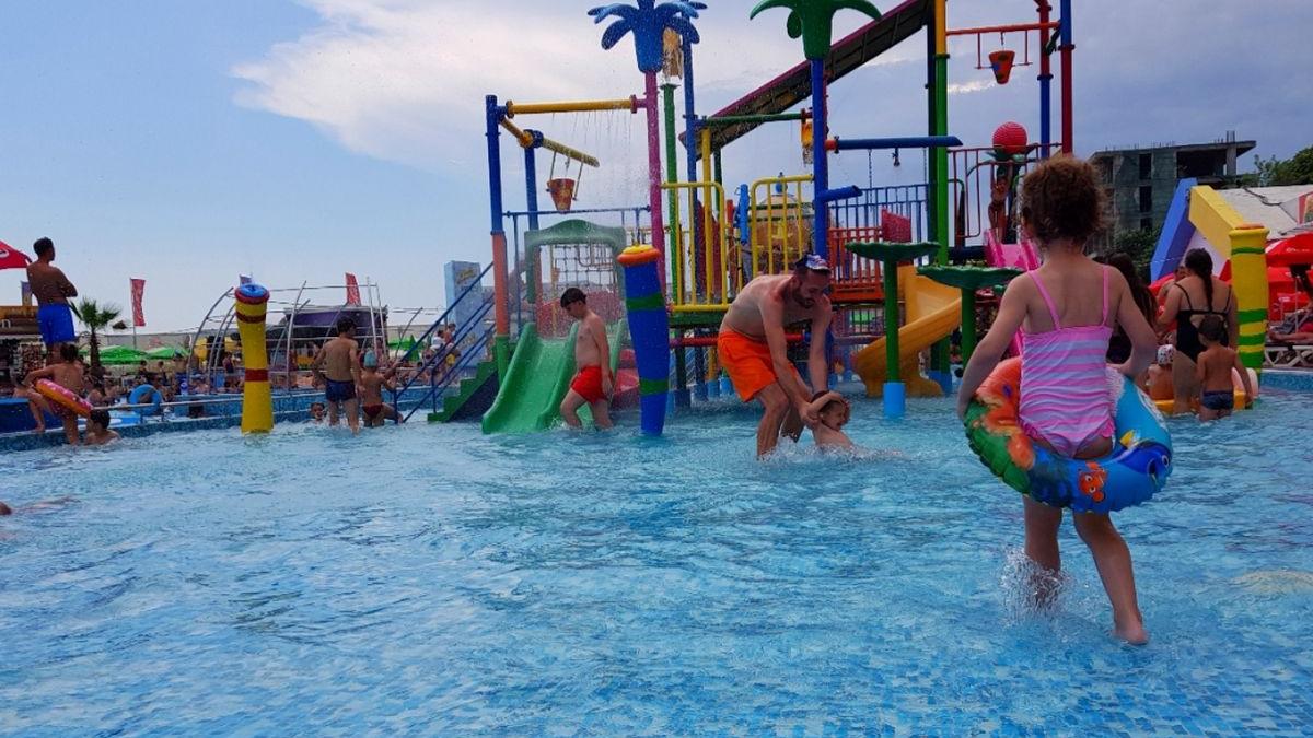 Hoteluri pe litoral, de la 35 lei/noapte