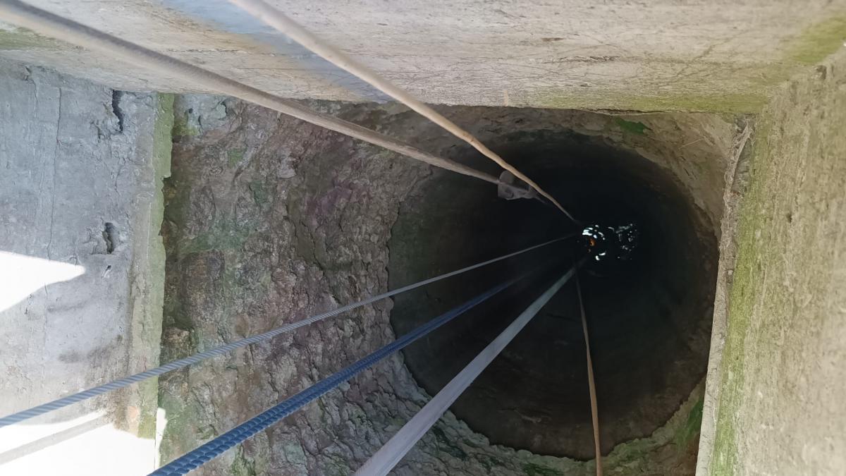 Intervenție de urgență în Constanța. Un bărbat a căzut într-o fântână. A fost chemat elicopterul SMURD