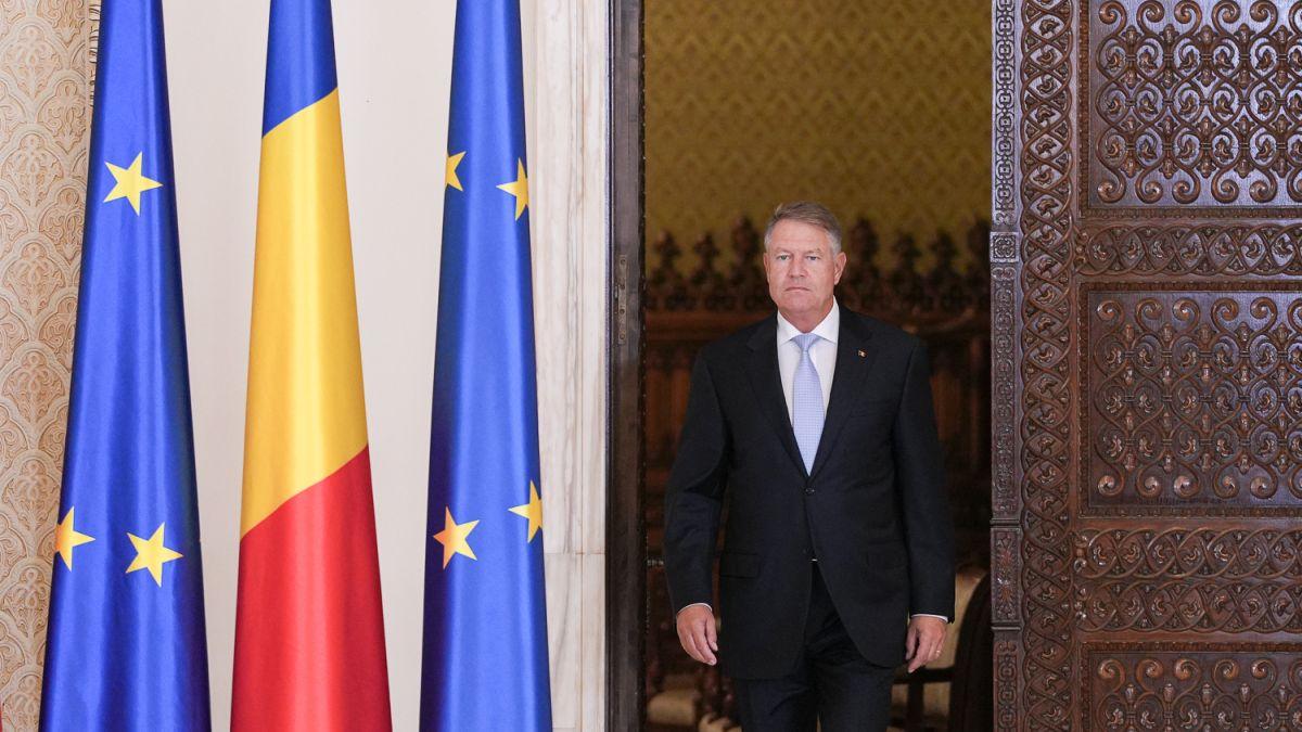 Pompieri răniţi la Crevedia, decoraţi de preşedintele Iohannis