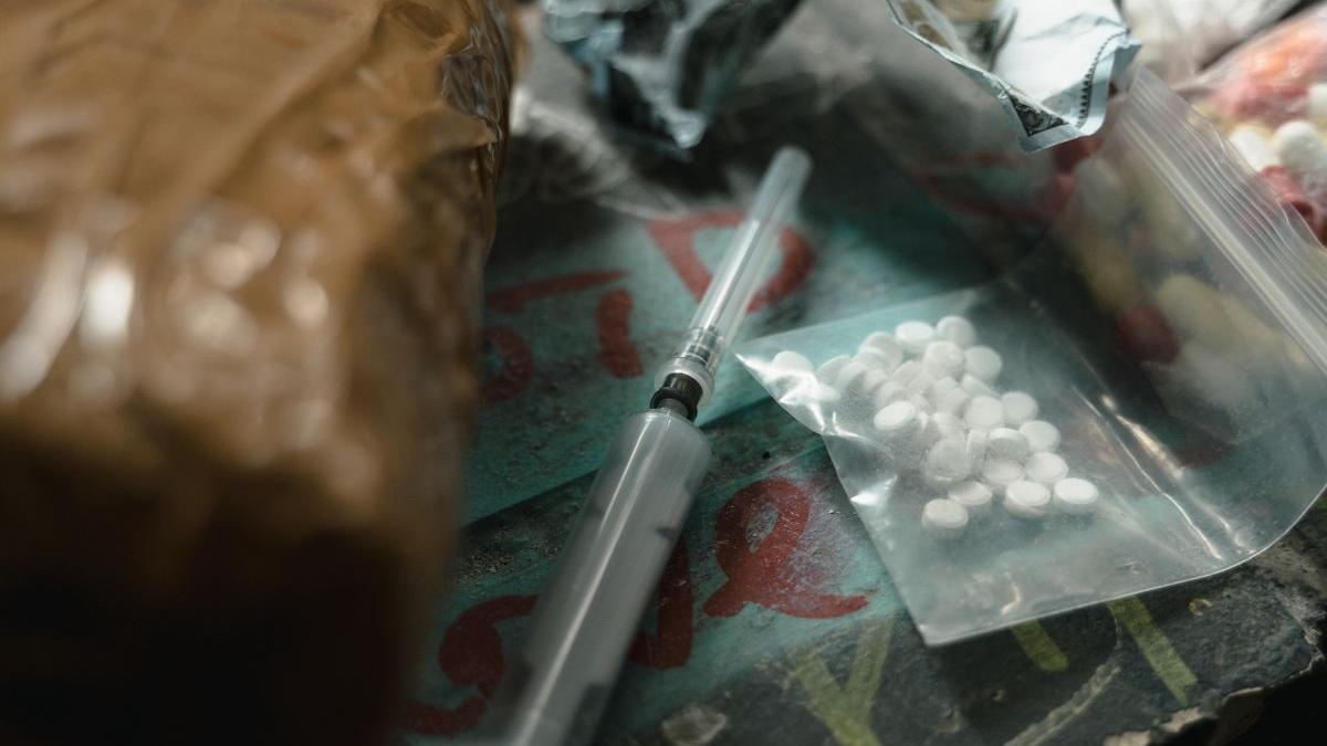 Care sunt semnele că un copil se droghează