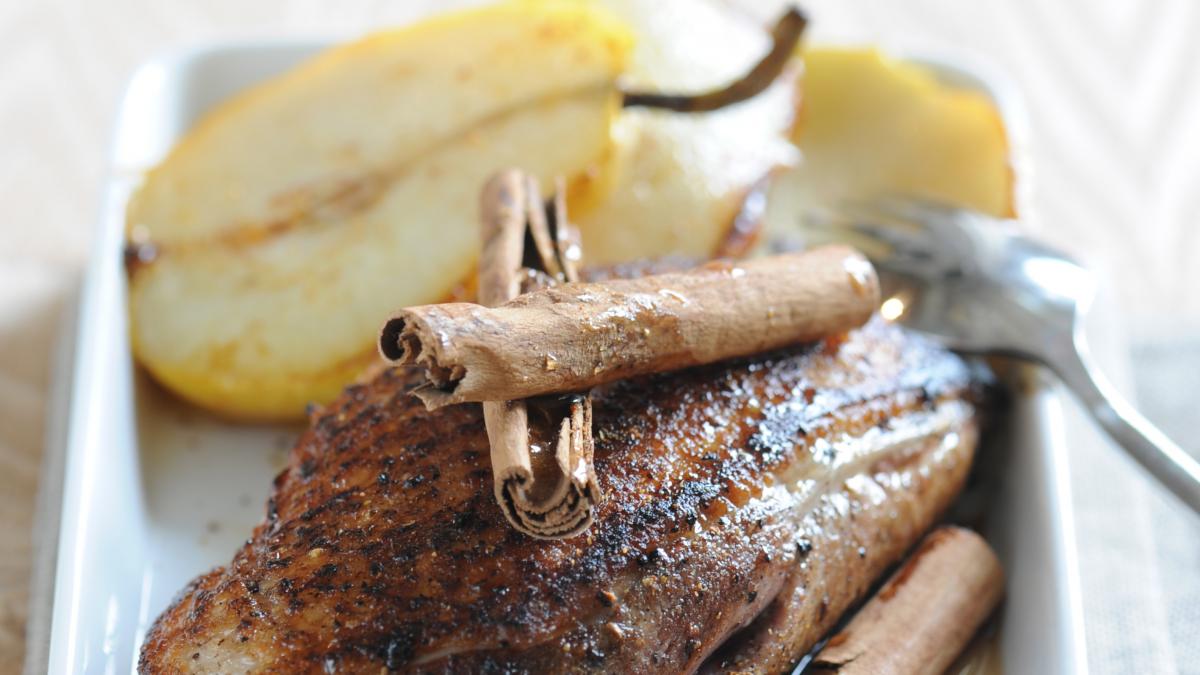 Carnea de rață, densă și plină de nutrienți. Cum se gătește? 