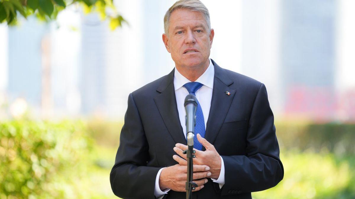 S-au tăiat banii de renovat grădinițe și școli. S-au dat 800.000 € pentru bariere la Cotroceni
