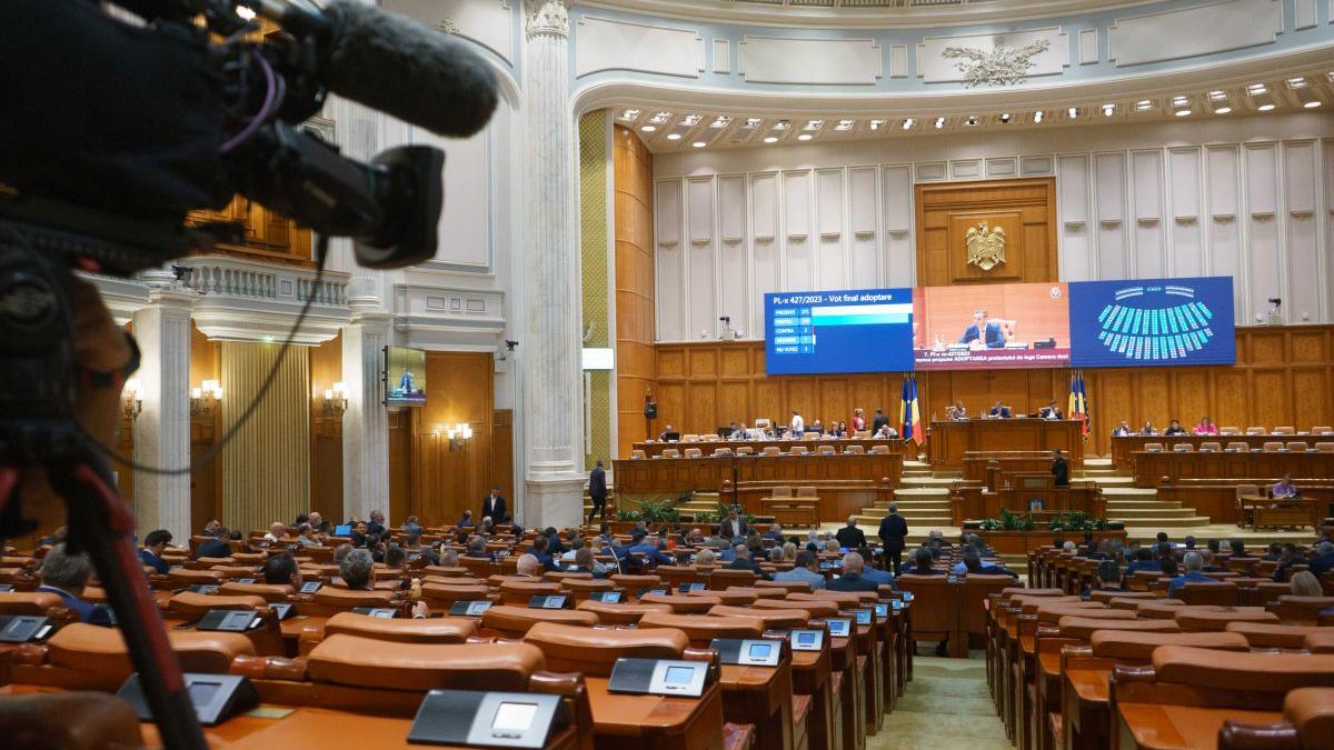 Concurs de legi antidrog, inițiate în Parlament, după ce statul a pierdut lupta cu traficanții