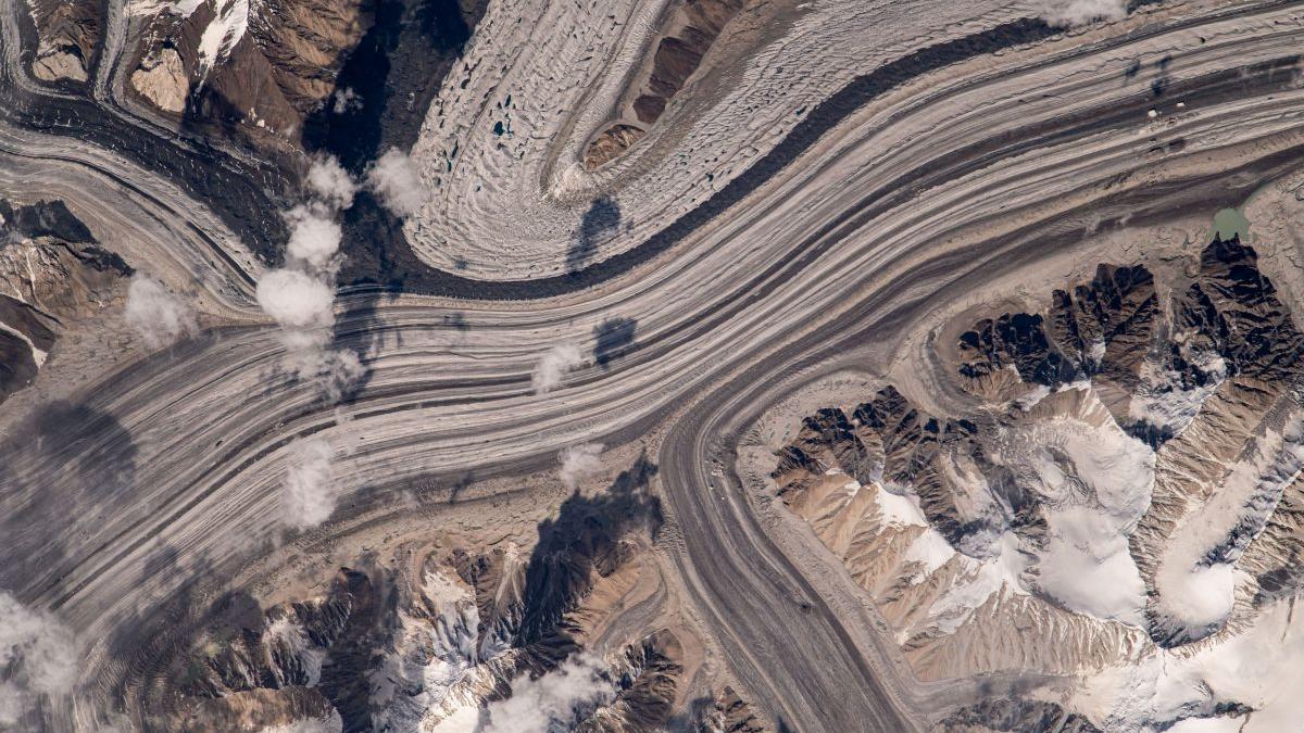 India. Cel puțin 77 de morți după revărsarea unui lac glaciar