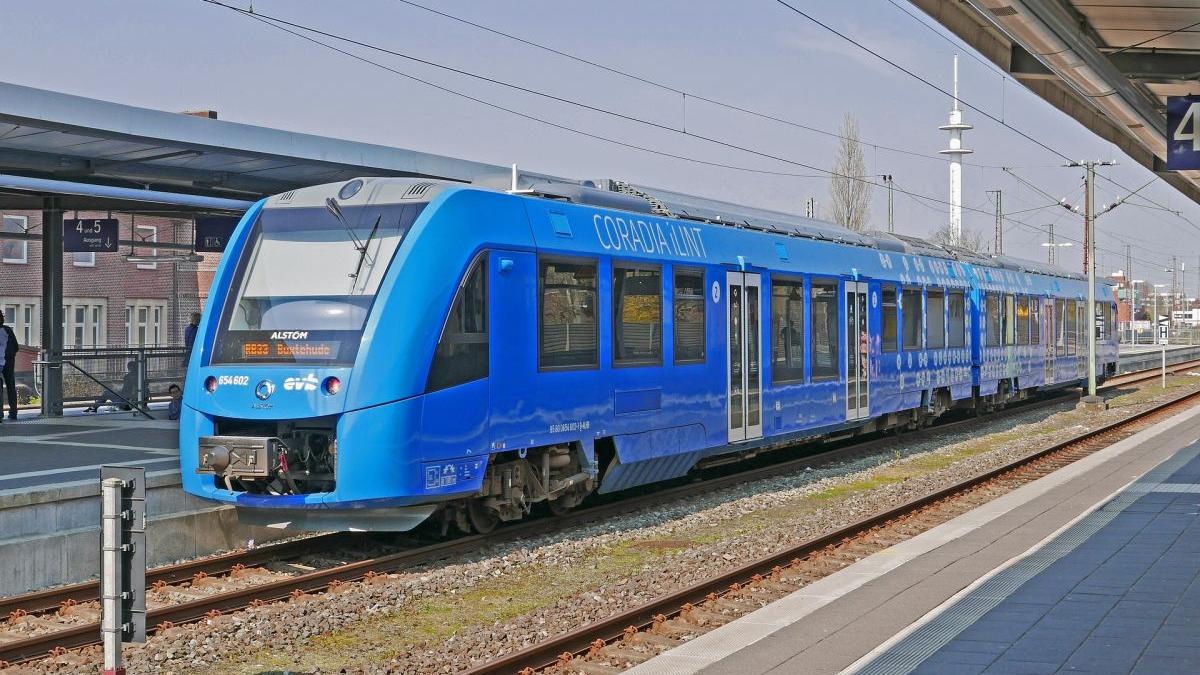 Ministerul Transporturilor cumpără 62 de trenuri electrice