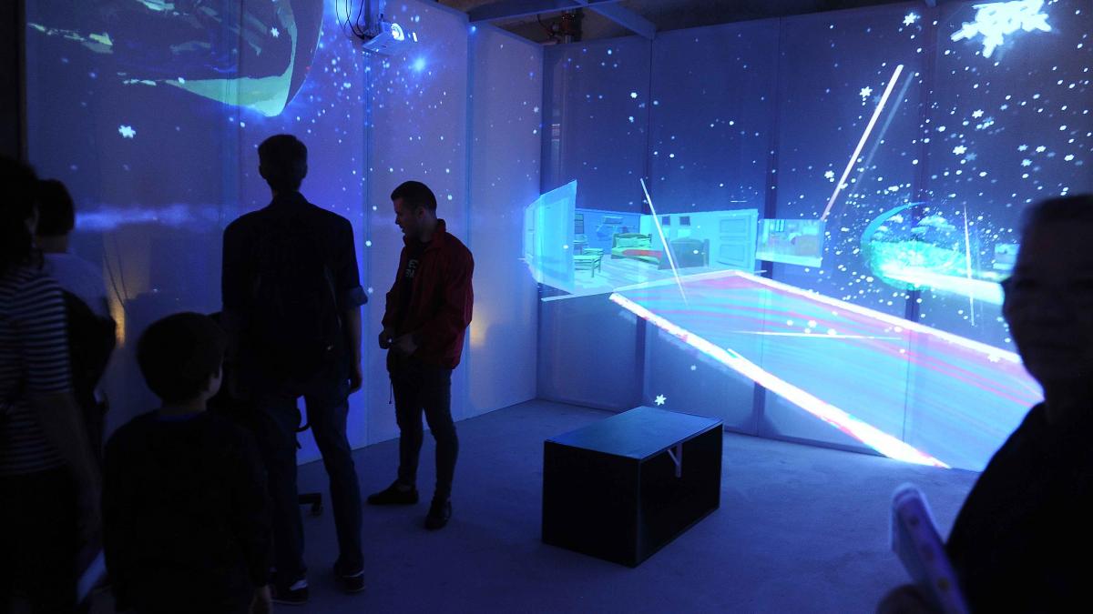 RADAR – cel mai amplu festival de new media art din România redeschide magazinul „București”!