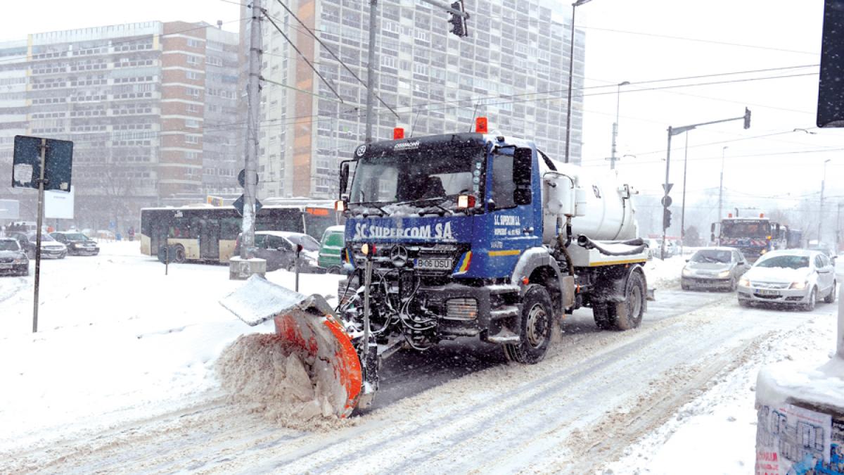 Judeţul Ilfov este pregătit pentru iarnă. Zeci de echipe aşteaptă să intervină în teren