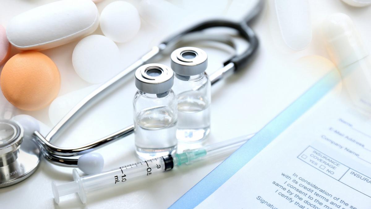 Medicamentele vitale lipsesc pentru bolnavii cronici: "Am fost sfătuiți să ne luăm tratamenul o zi da, o zi nu, ca sa ne ajungă cât mai mult"