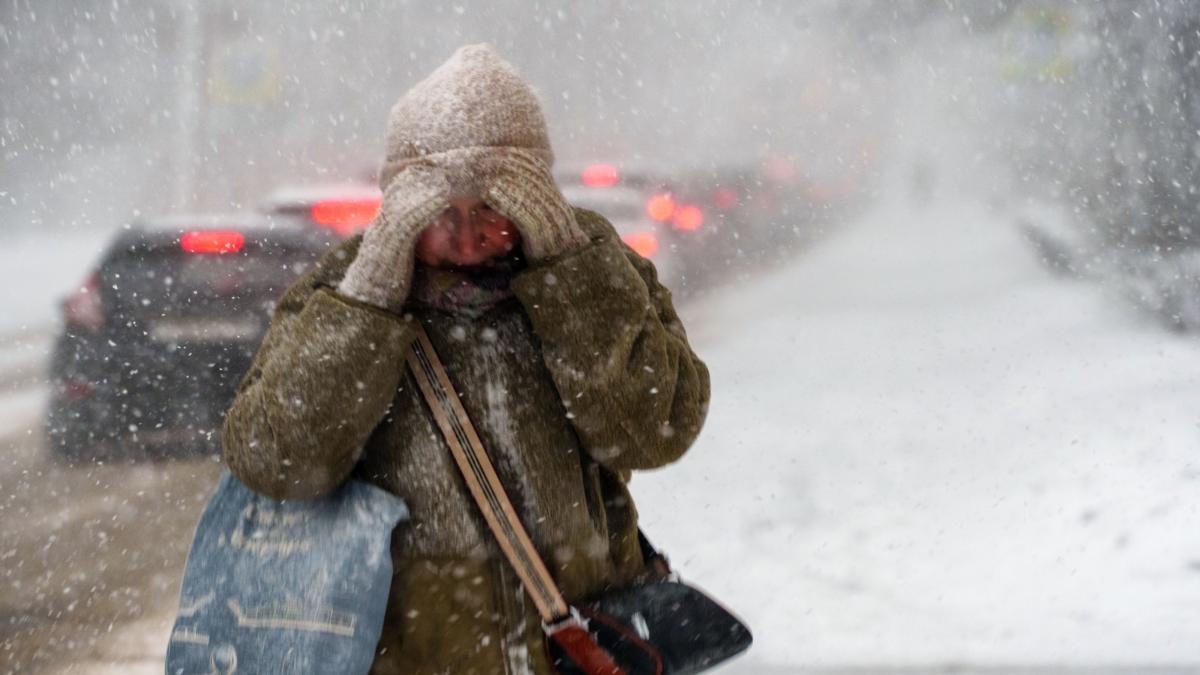 Vreme schimbătoare în această săptămână. Probabilitate de ploaie după 7 decembrie