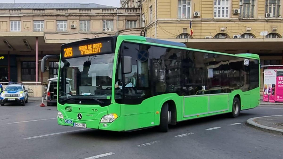 Autobuzele 205 din Capitală au de astăzi o stație nouă