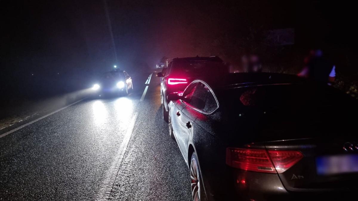 Un mort și patru răniți după ce un autobuz s-a răsturnat