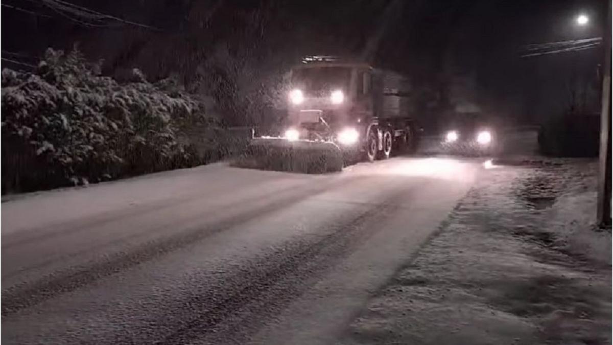 Ploaie, lapoviță și ninsoare pe drumurile din România