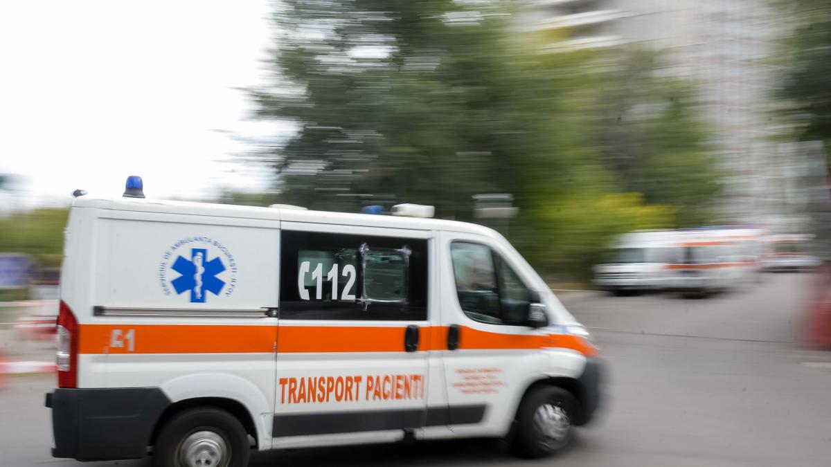 Bărbat dus la spital cu o plagă prin împușcare în antebraț