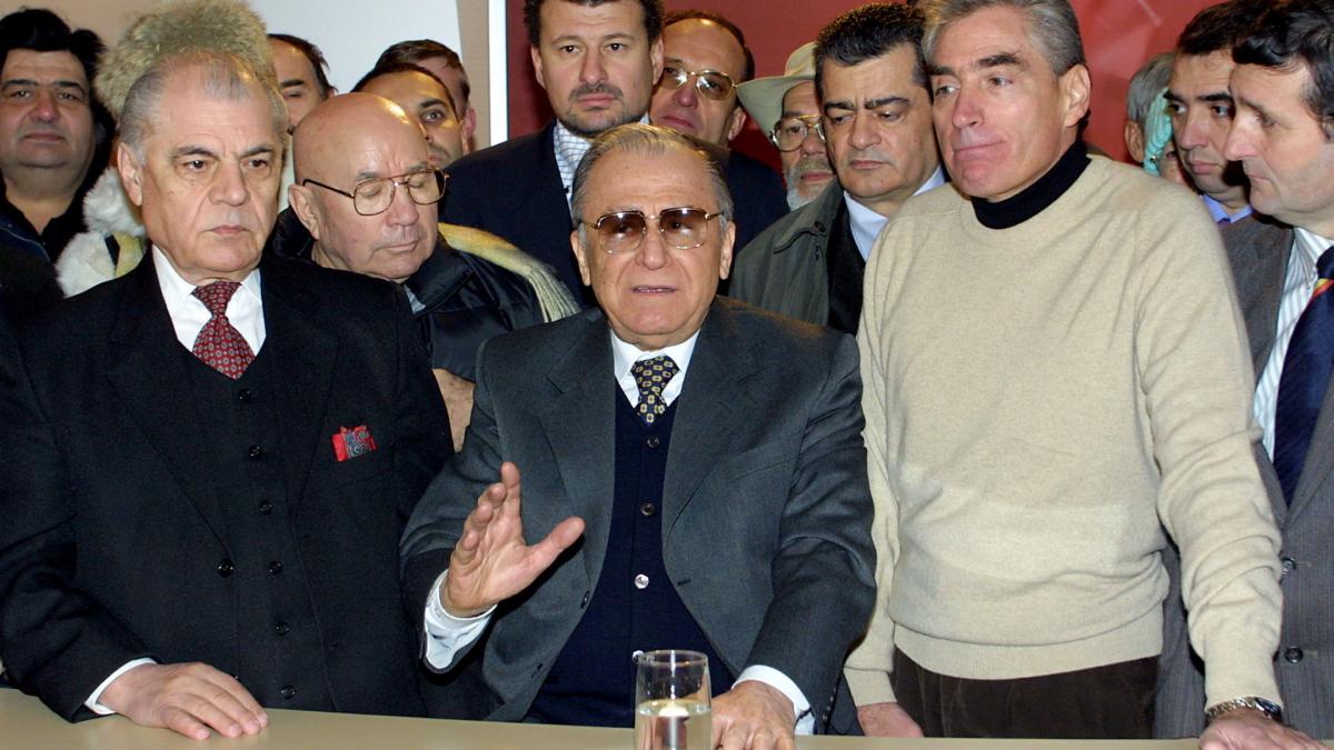 Ce pensie are Ion Iliescu. Fostul președinte a împlinit anul acesta 93 de ani
