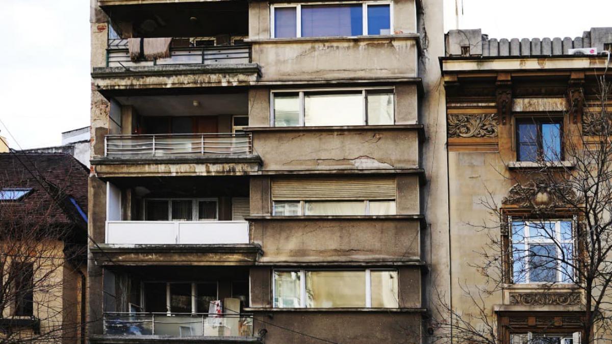 Nicușor Dan anunță că încă cinci imobile aflate în zone protejate istoric vor fi consolidate