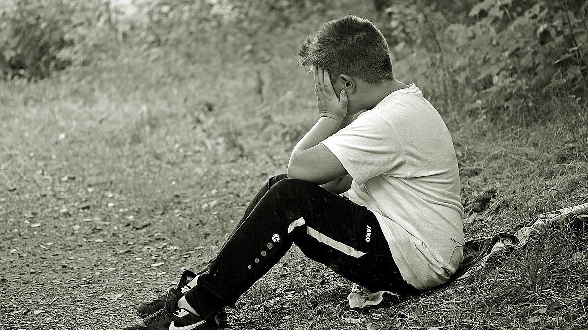 Unul din cinci adolescenți de la sate se simte trist în vacanța de iarnă