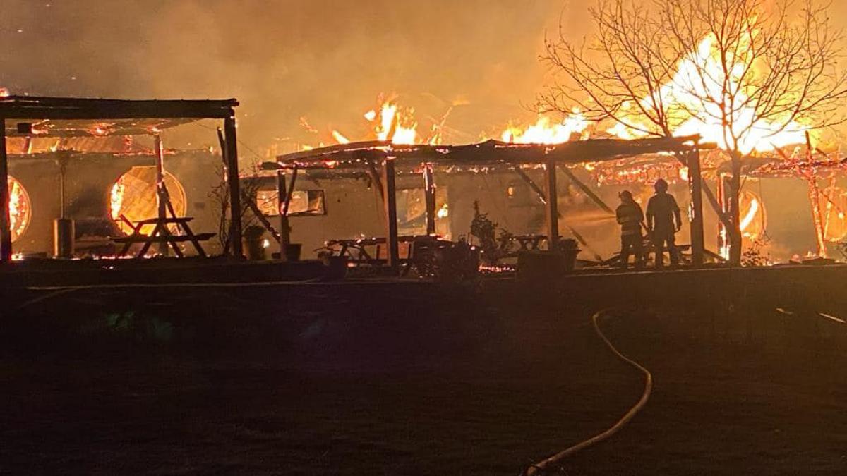 plan rosu alerta arde pensiunea ferma dacilor tohani persoane disparute victime