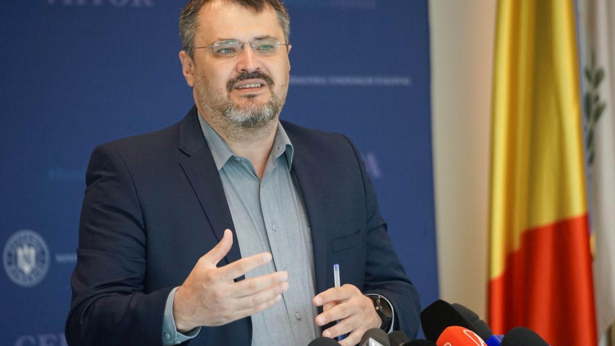 ”O Țară ca Afară”, varianta USR: activiști de dreapta, pe bani de la stat