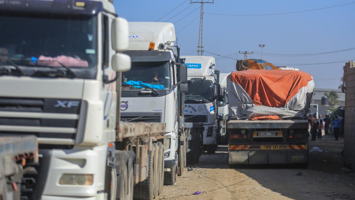 Restricții pentru camioane pe Valea Oltului, până duminică seara