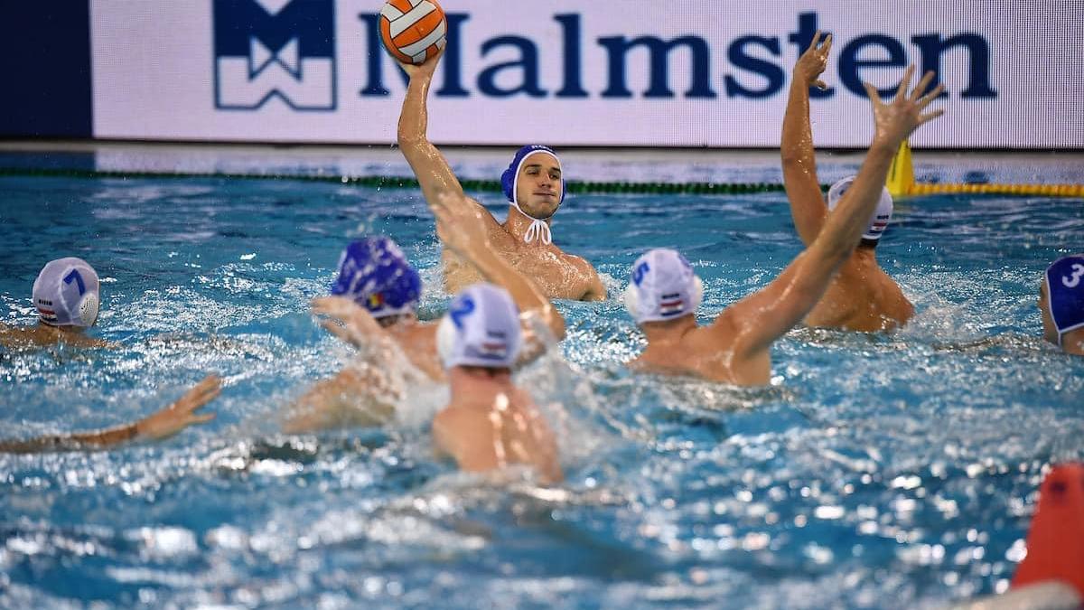 Naţionala masculină de polo pe apă a României a învins Țările de Jos