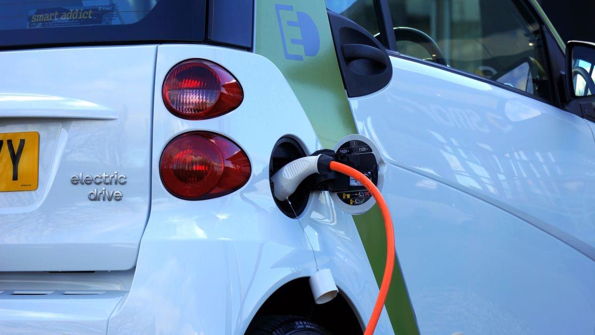 Tesla recheamă în service peste 1,6 milioane de vehicule electrice din China