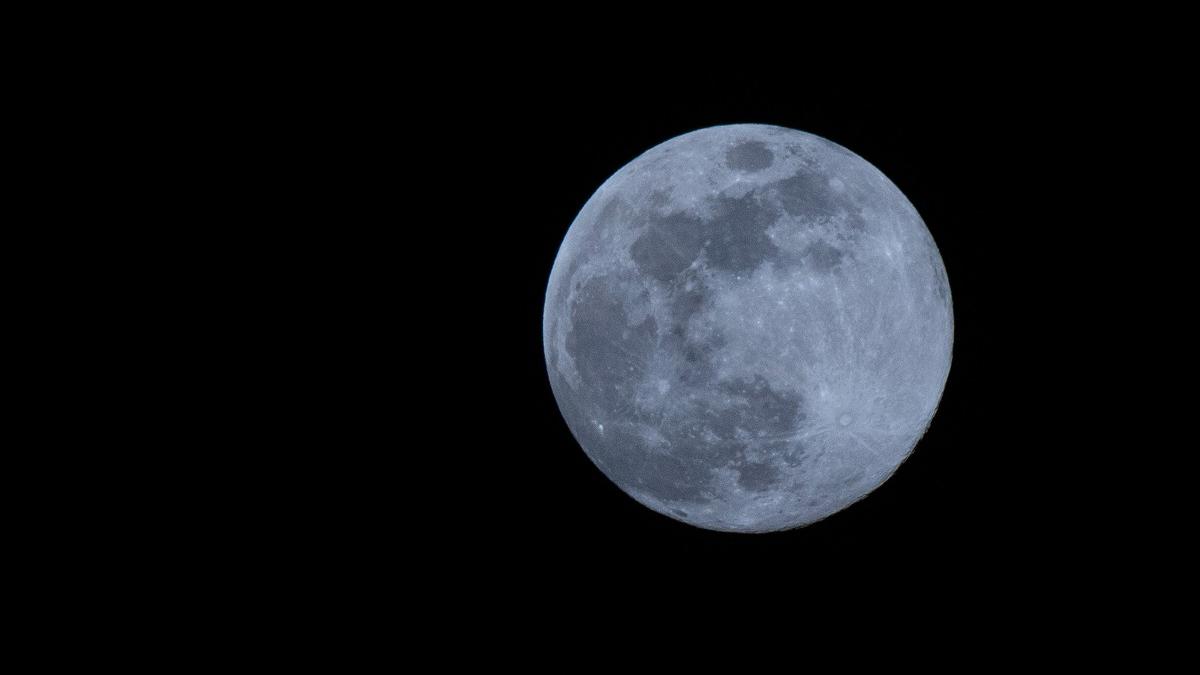 Japonezii încearcă să aterizeze pe Lună