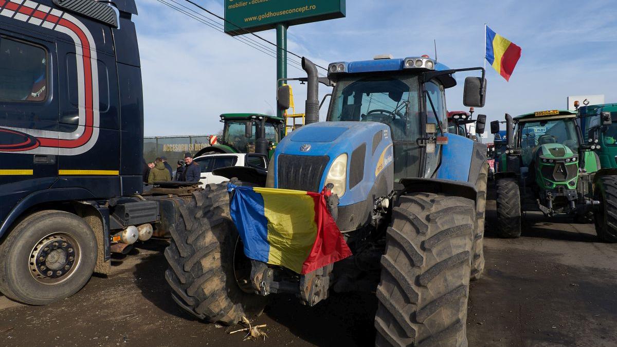 Ministrul Agriculturii le cere scuze fermierilor: ” Îmi cer iertare dacă s-a înțeles că eu i-am făcut instigatori. Știu că o duc greu, sunt în dificultate”