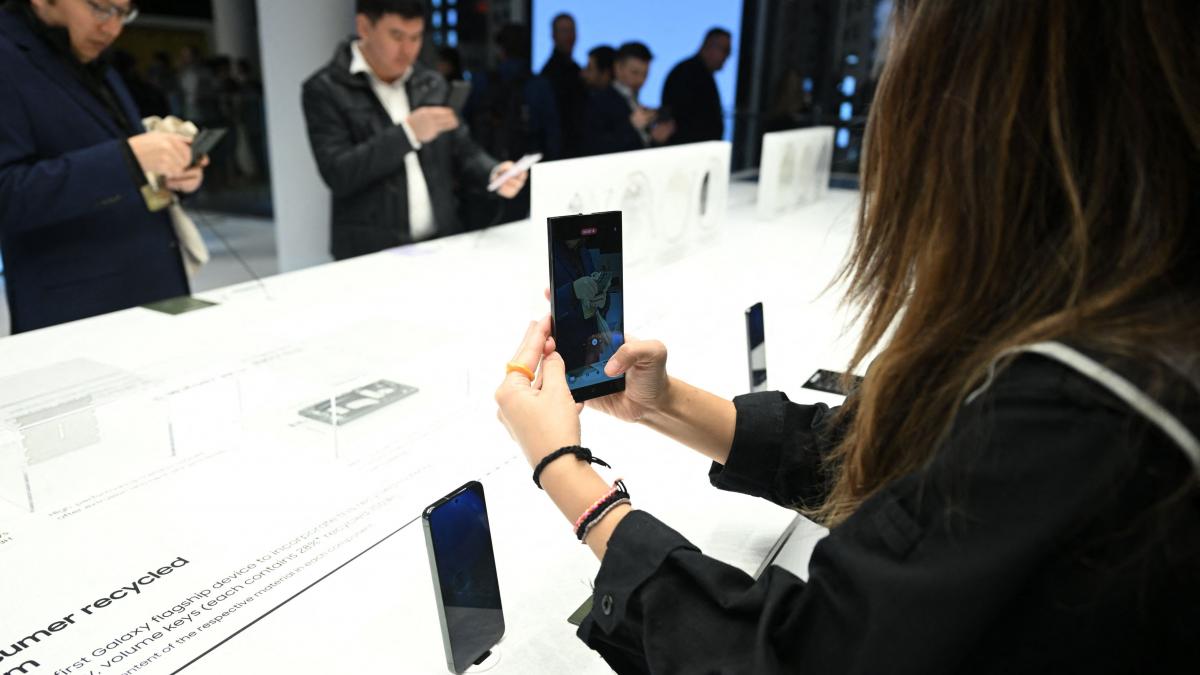 Provocarea Samsung pentru Apple: Inteligența Artificială în modelele premium Galaxy S24. Care sunt funcțiile AI?
